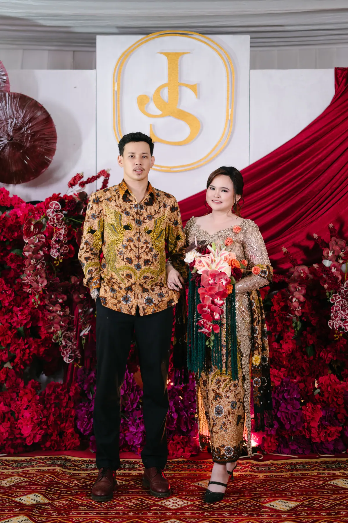Engagement ring exchange